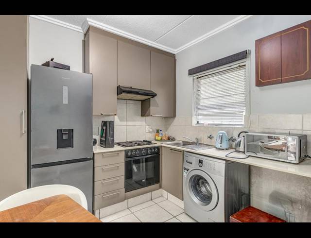 1 BEDROOM APARTMENT FOR SALE IN PAULSHOF